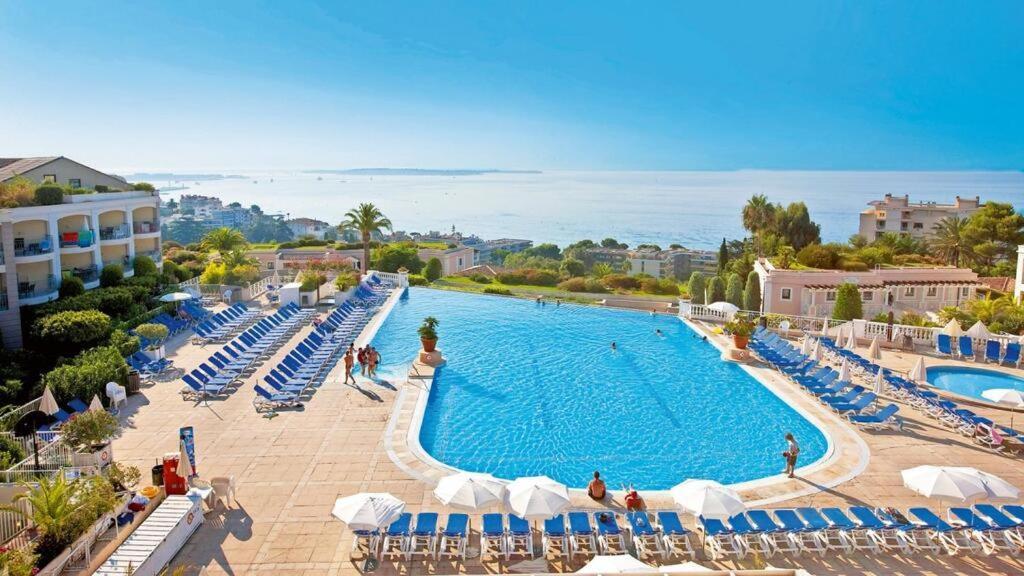 Beautiful Garden Apartment Cote D'Azur 칸느 외부 사진